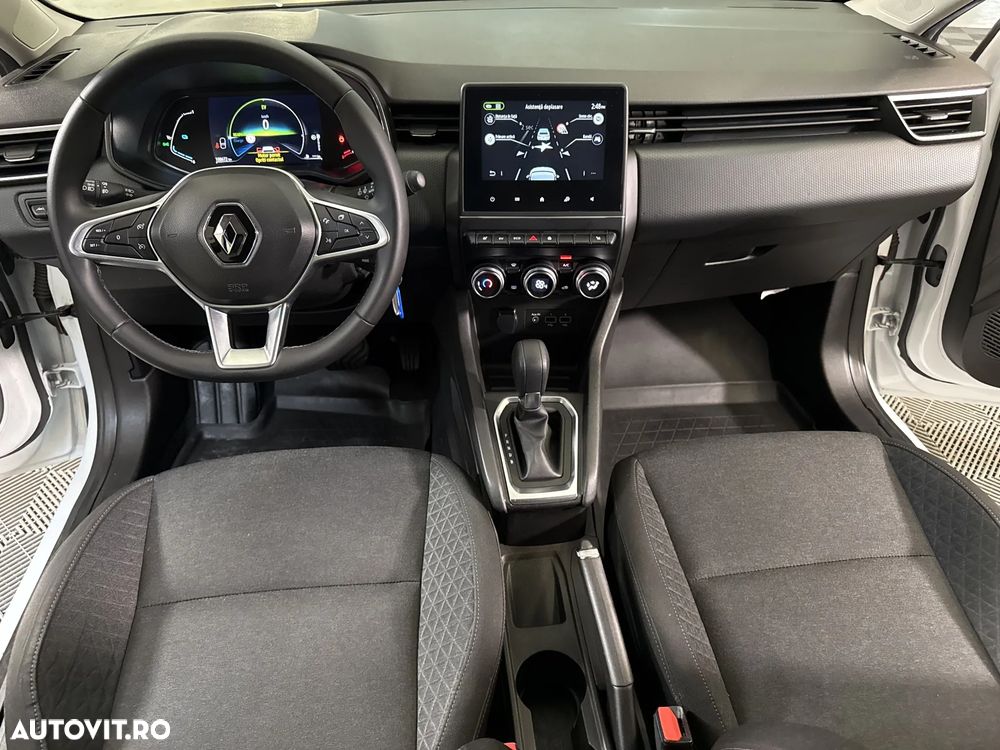 Renault Clio - 10