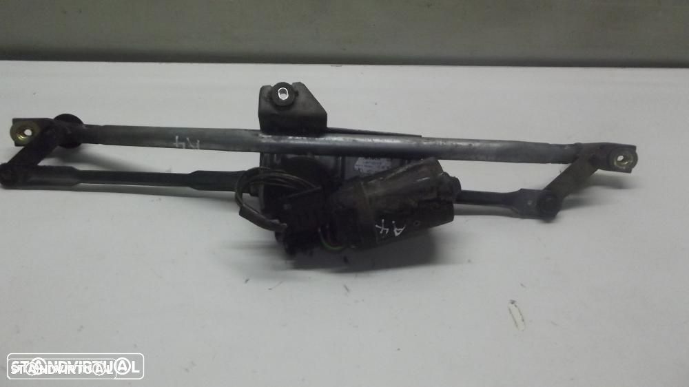 Audi A4 de 1995 a 2000 motor de limpa-vidros - 1