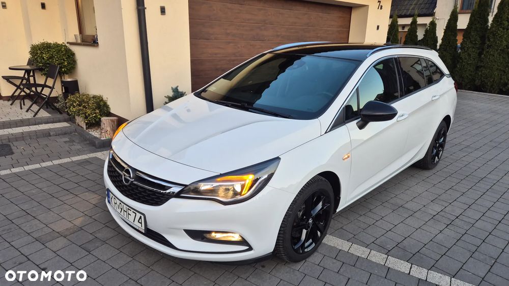 Opel Astra 1.6 T Dynamic S&S - 37