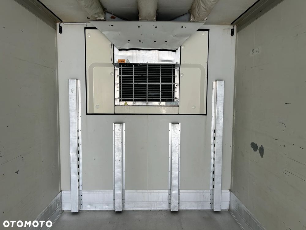 Schmitz Cargobull CARRIER MAXIMA 1300 / GRUBA ŚCIANA 7 CM / OŚ PODNOSZONA / KOSZ PALETOWY / DRUKARKA / 2010 ROK / KILKANAŚCIE SZTUK !! - 39