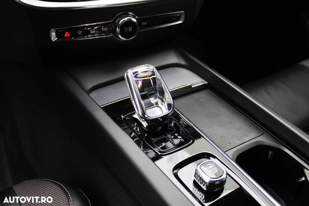 Volvo S60 B4 B DKG Plus Dark - 17