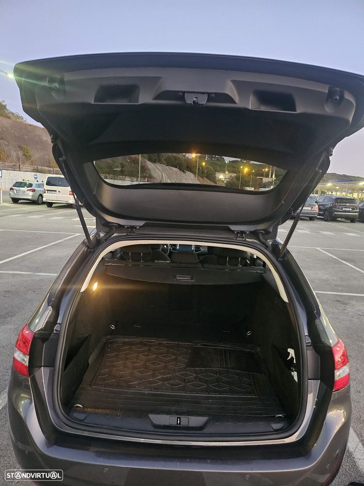 Peugeot 308 SW BlueHDi 100 Stop & Start Active Pack - 6
