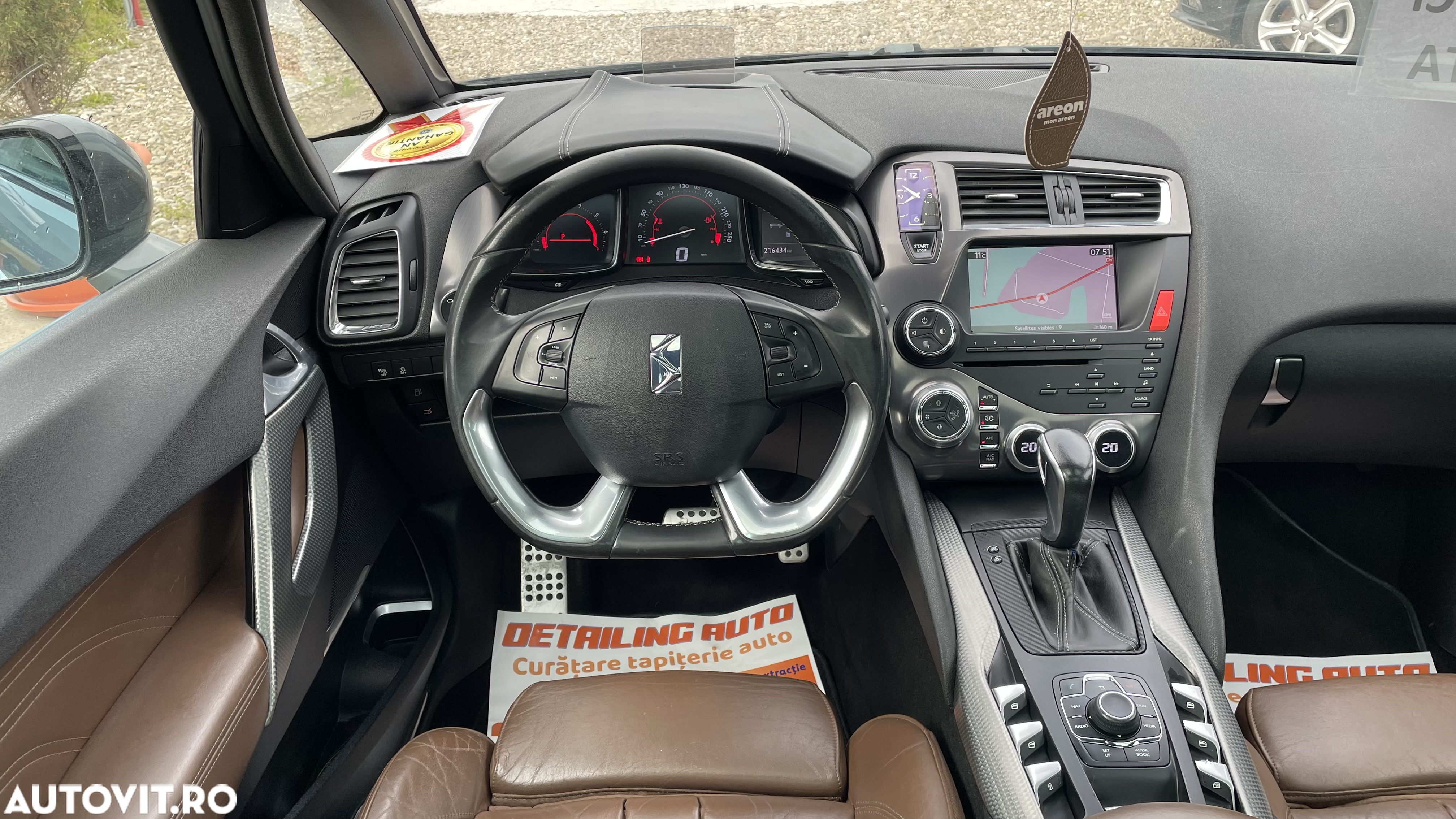 Citroën DS5 HDi 165 Aut. SportChic - 11