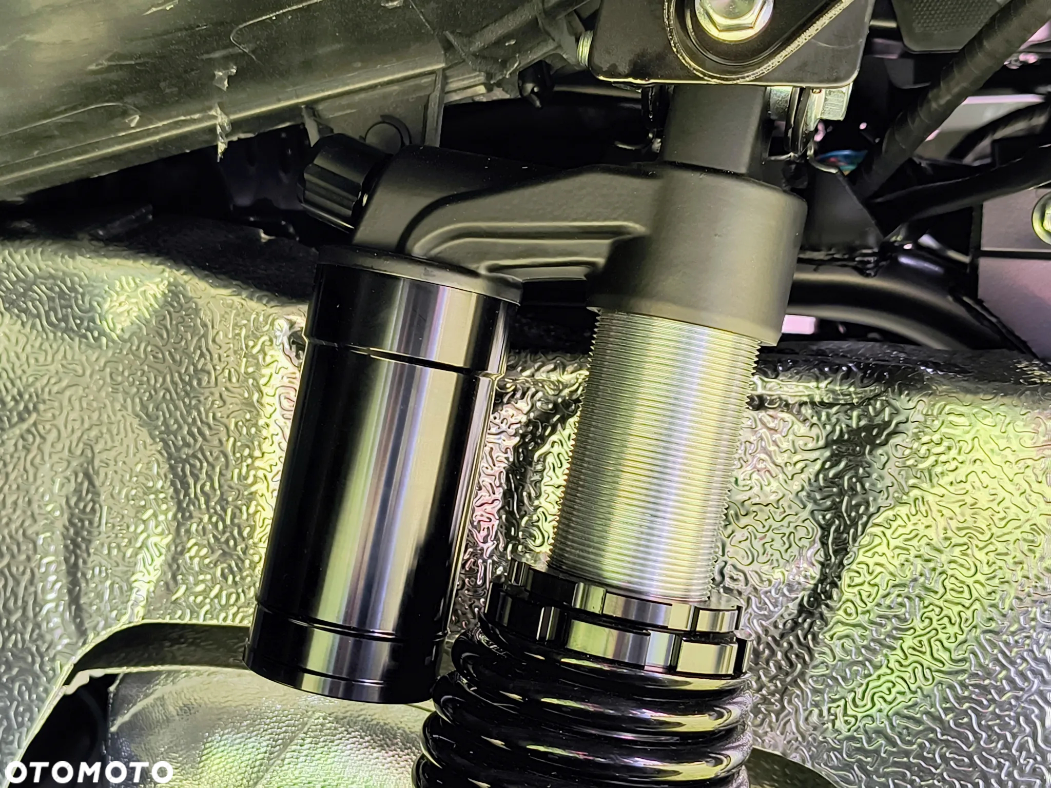 QJMOTOR SFA 1000 - 11