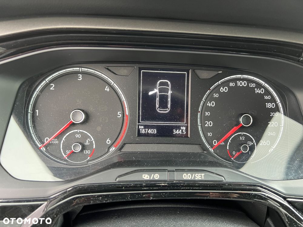 Volkswagen Polo 1.6 TDI SCR Comfortline - 14