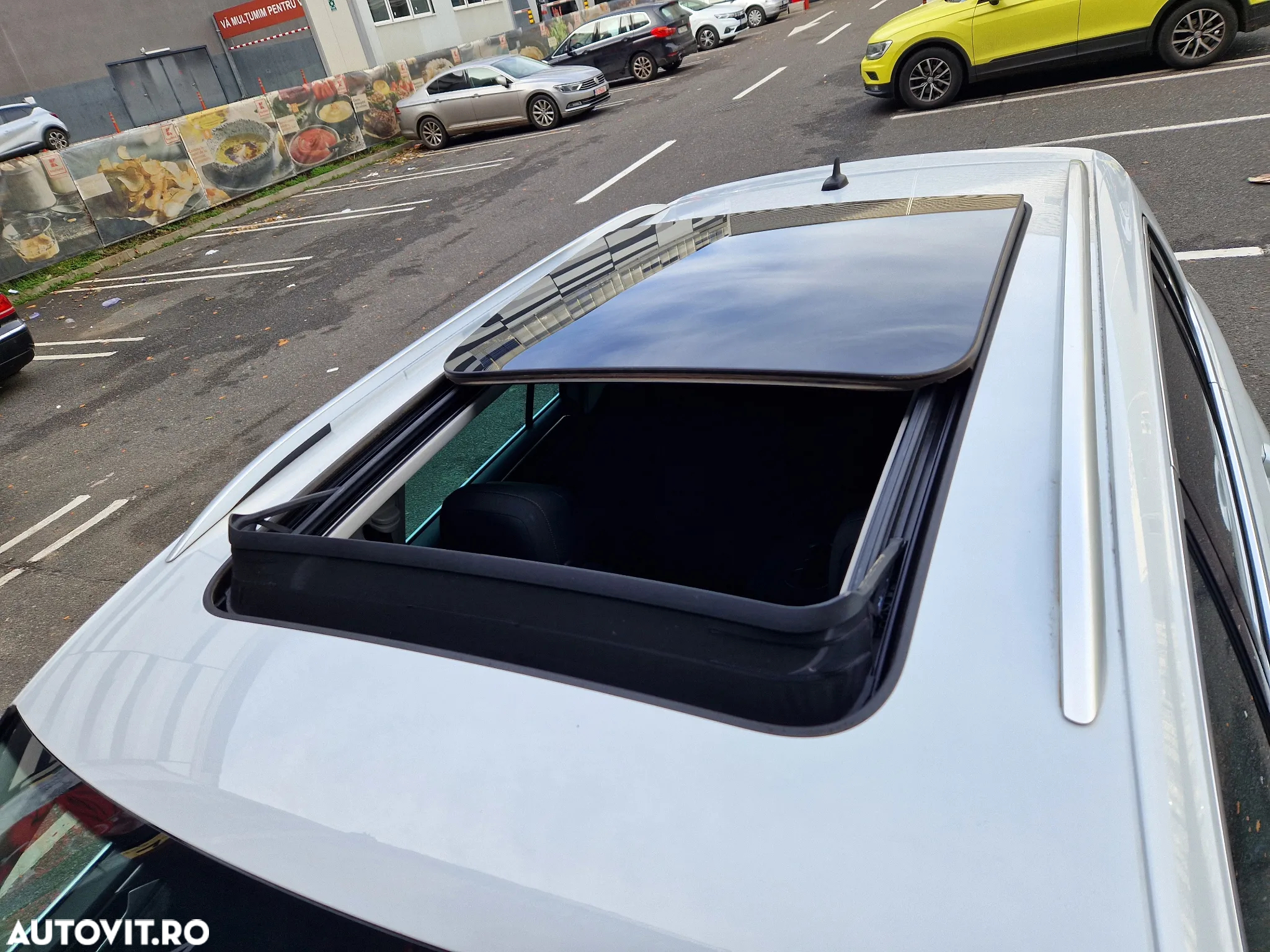 Volkswagen Tiguan - 8