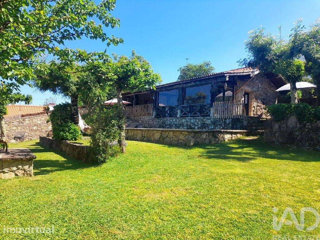 Casa rústica em Sapardos de 221 m2 - Grande imagem: 3/23