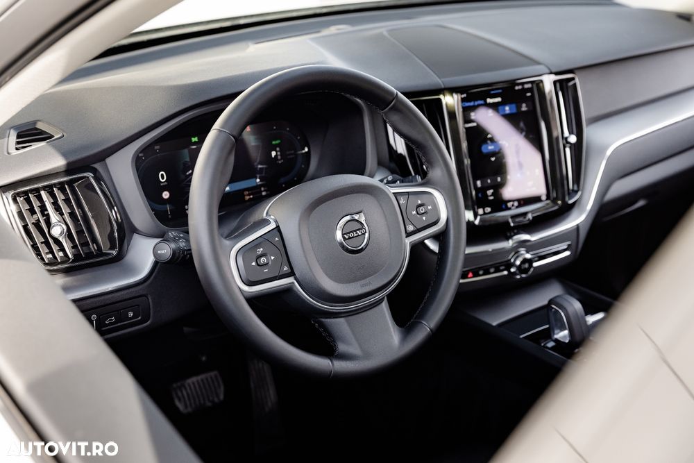 Volvo XC 60 Recharge T6 Twin Engine eAWD Inscription Expression - 24