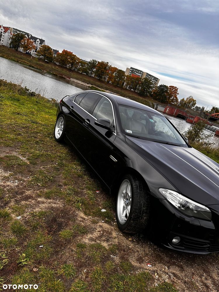 BMW 5 Series 2015 photo 4