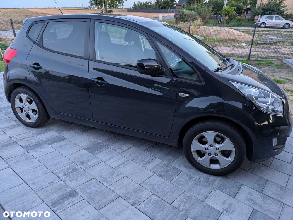 Kia Venga - 1