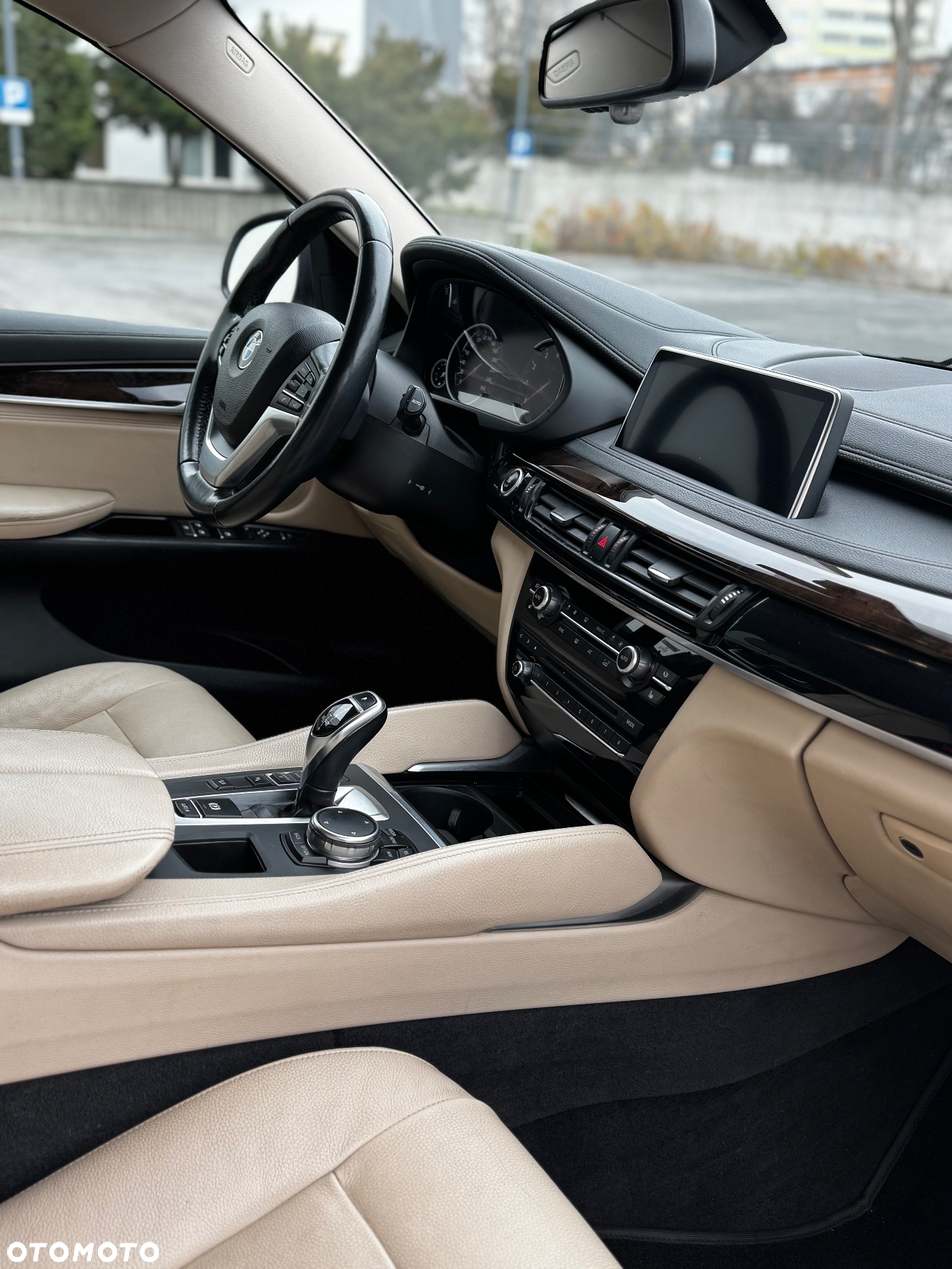 BMW X6 xDrive35i - 8