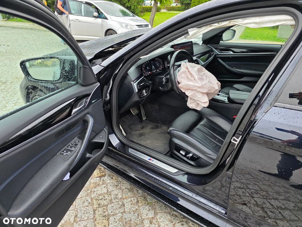 BMW Seria 5 530d mHEV M Sport sport - 15