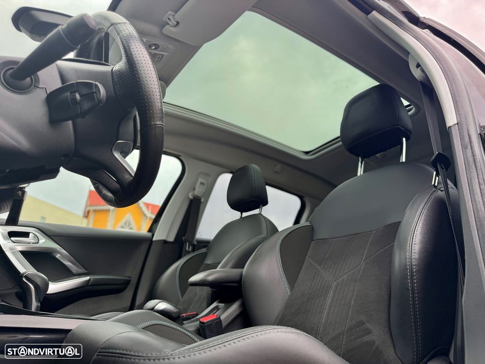 Peugeot 2008 BlueHDi FAP 120 STOP & START EAT6 Crossway - 9