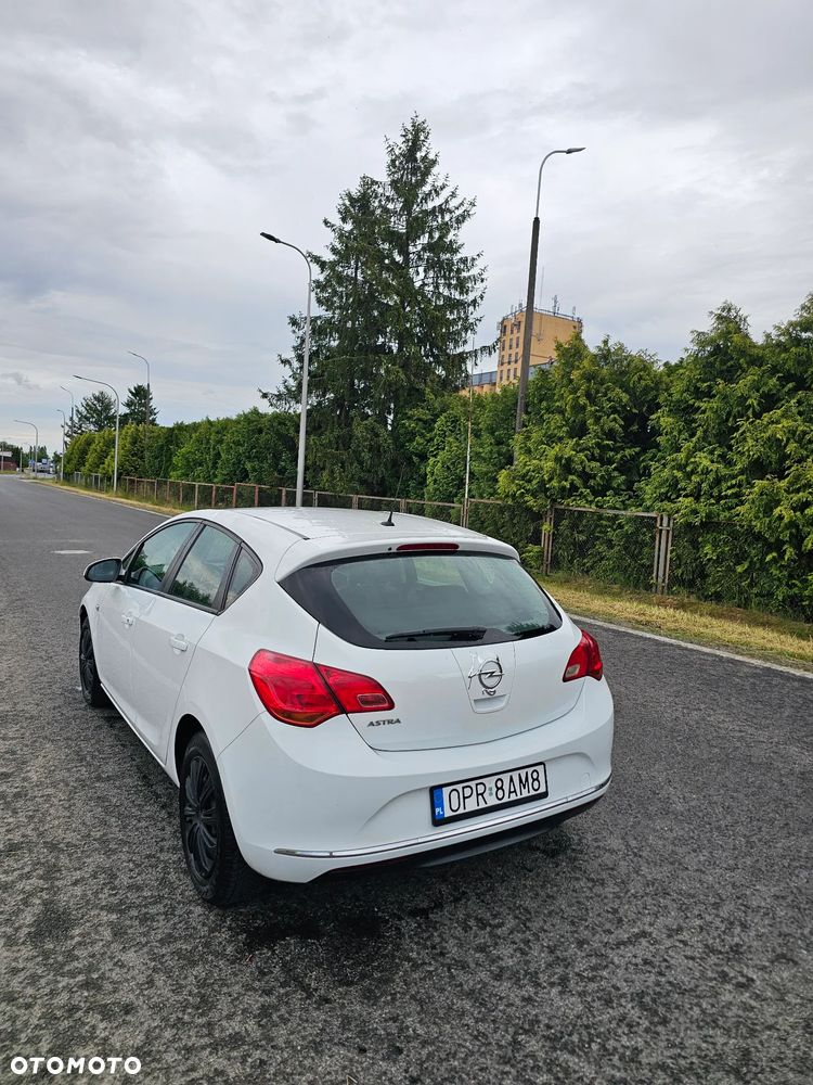 Opel Astra 1.6 - 5
