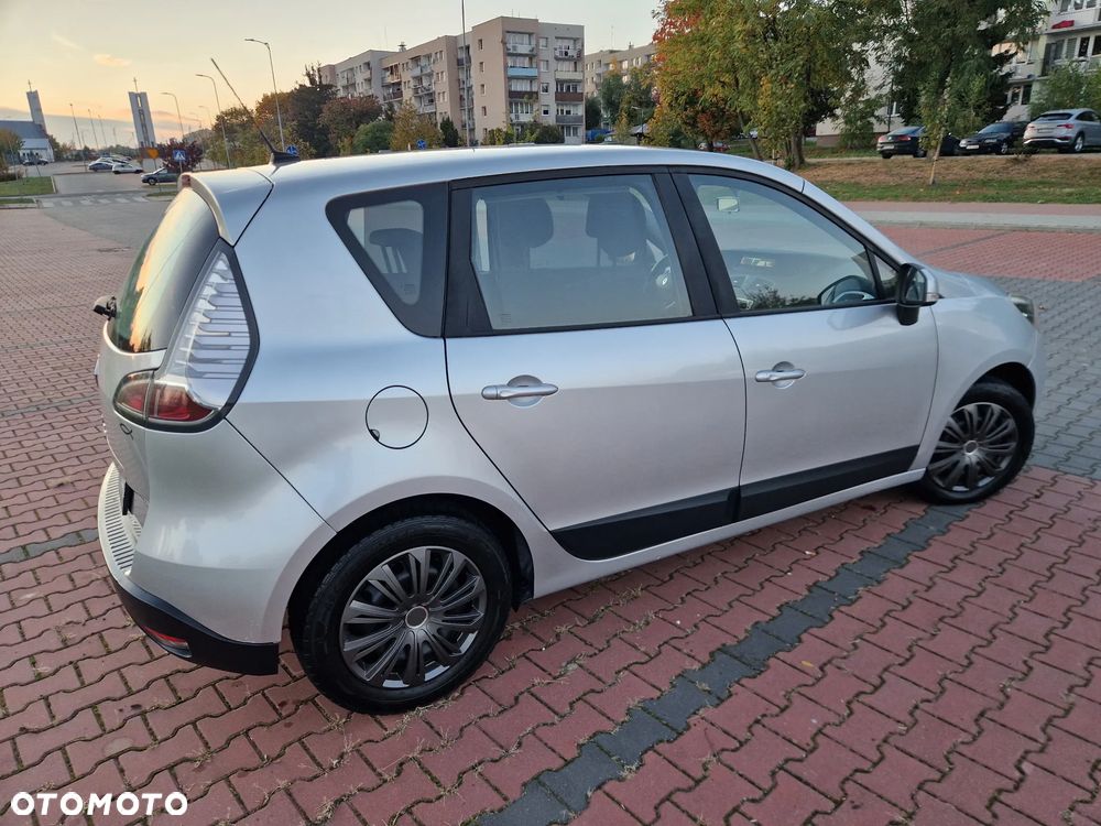Renault Scenic - 28