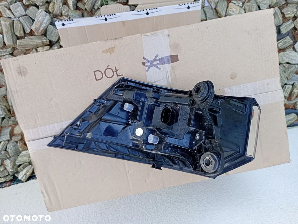 VW GOLF 8 VIII 5H0 LIFT HB LAMPA TYŁ TYLNA PRAWA IQ 5H0945208B - 7
