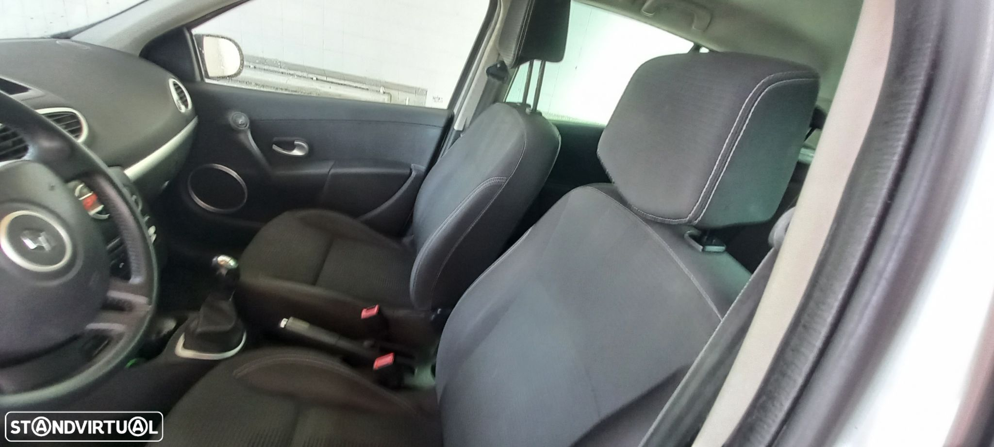 Renault Clio Break 1.2 16V Dynamique S - 6