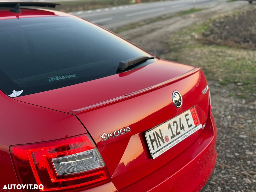 Skoda Octavia 2.0 TDI DSG 4X4 RS - 13