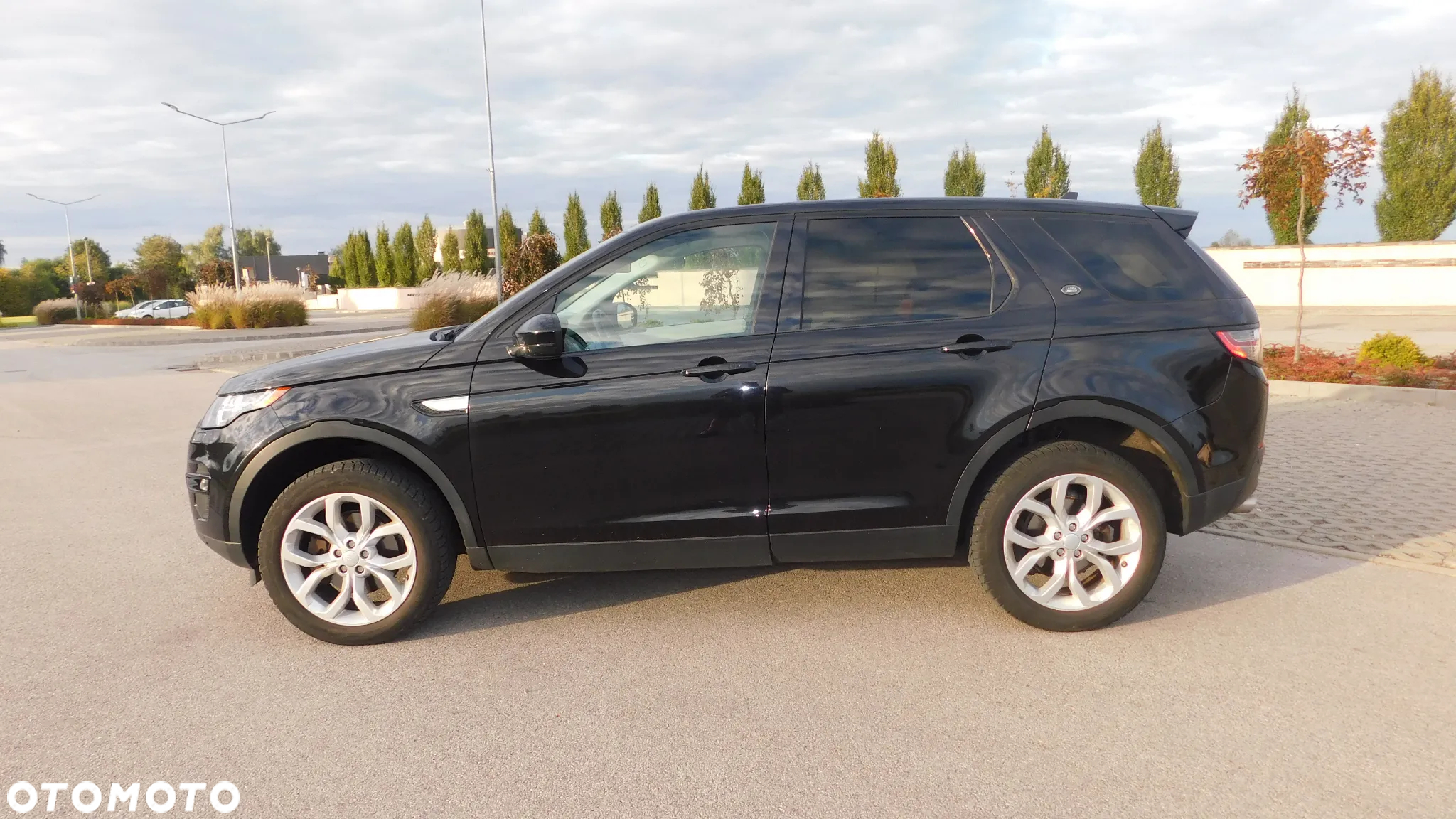 Land Rover Discovery Sport 2.0 Si4 HSE Luxury - 9