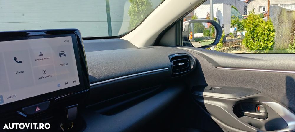 Toyota Yaris - 5