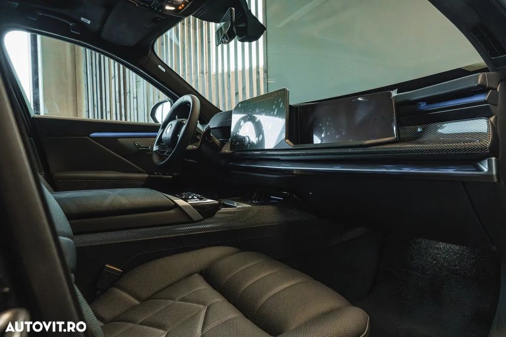 BMW Seria 7 - 13