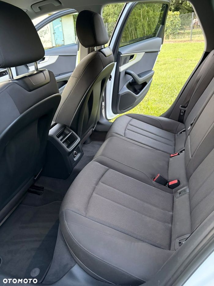 Audi A4 Avant 35 TDI S tronic - 9