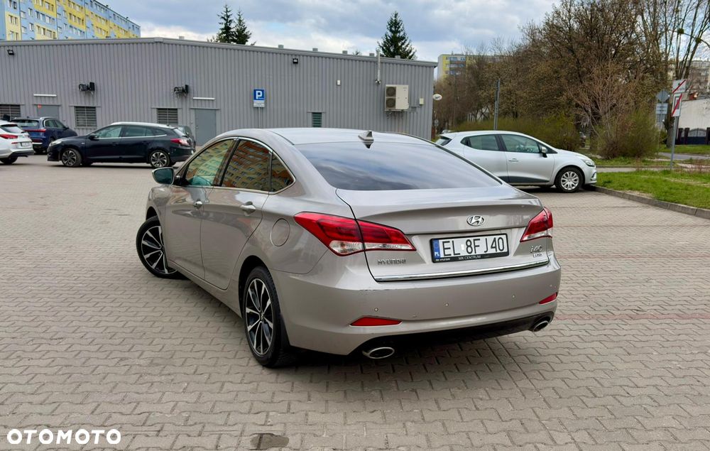 Hyundai i40 1.7 CRDi Business DCT - 4
