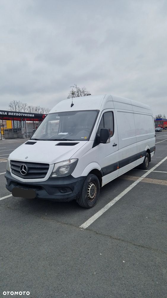 Mercedes-Benz Sprinter - 1