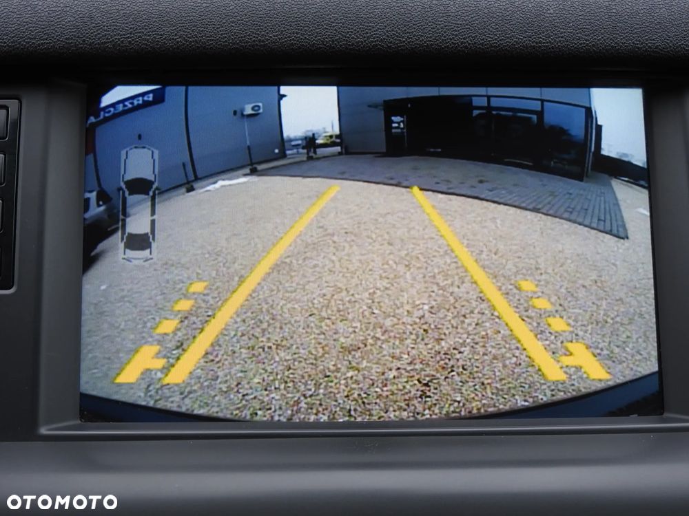 Land Rover Discovery Sport TD4 Pure - 25