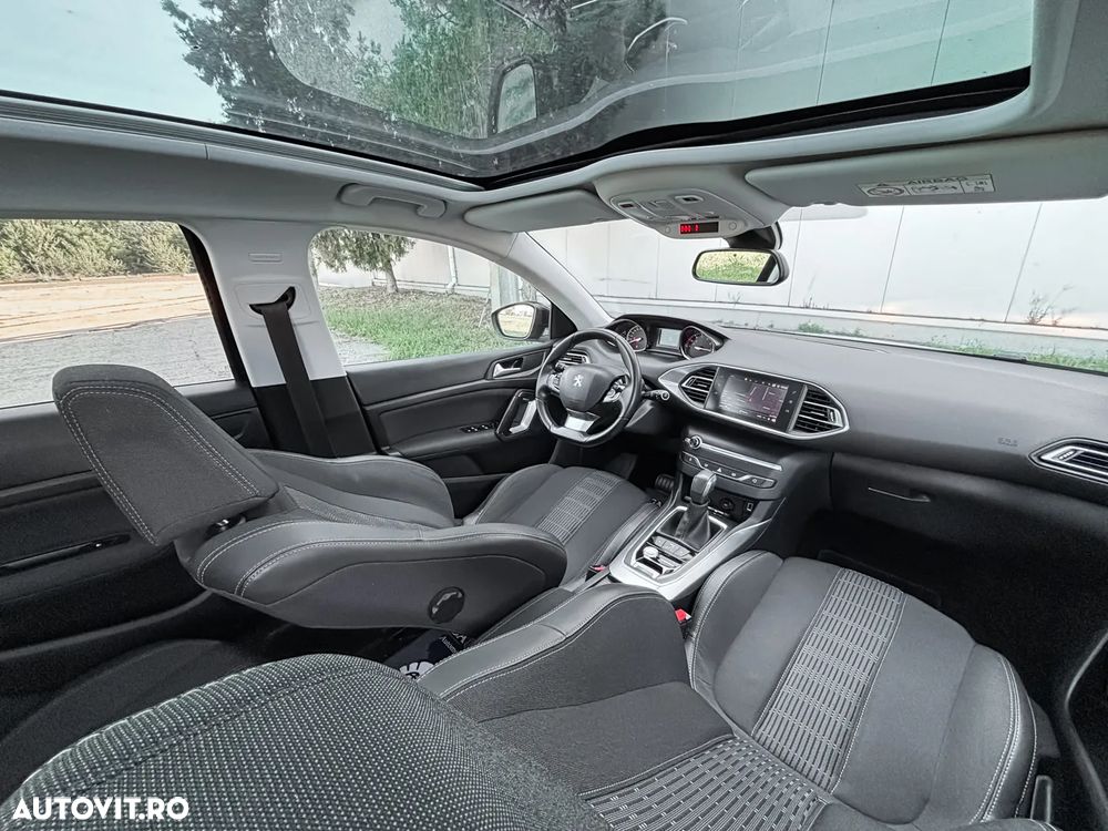 Peugeot 308 - 5