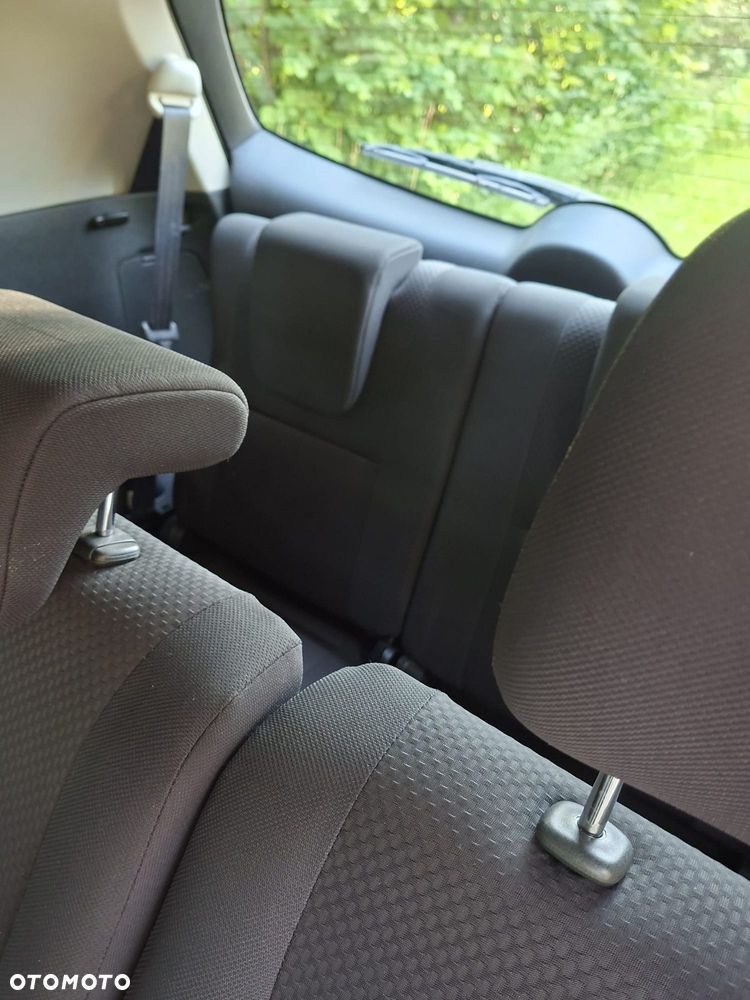 Toyota Corolla Verso 1.8 Prestige + 7os - 8