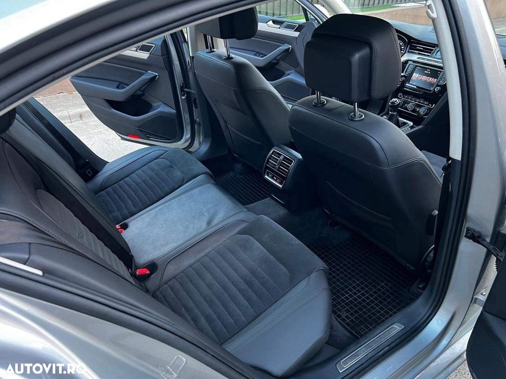 Volkswagen Passat - 10