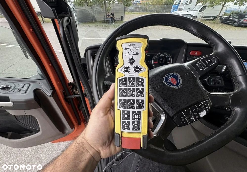 Scania R450/ Retarder / Niemiecki Hakowiec Meiller - 19