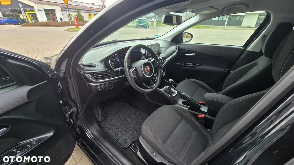 Fiat Tipo 1.4 T-Jet 16v Lounge EU6 - 18