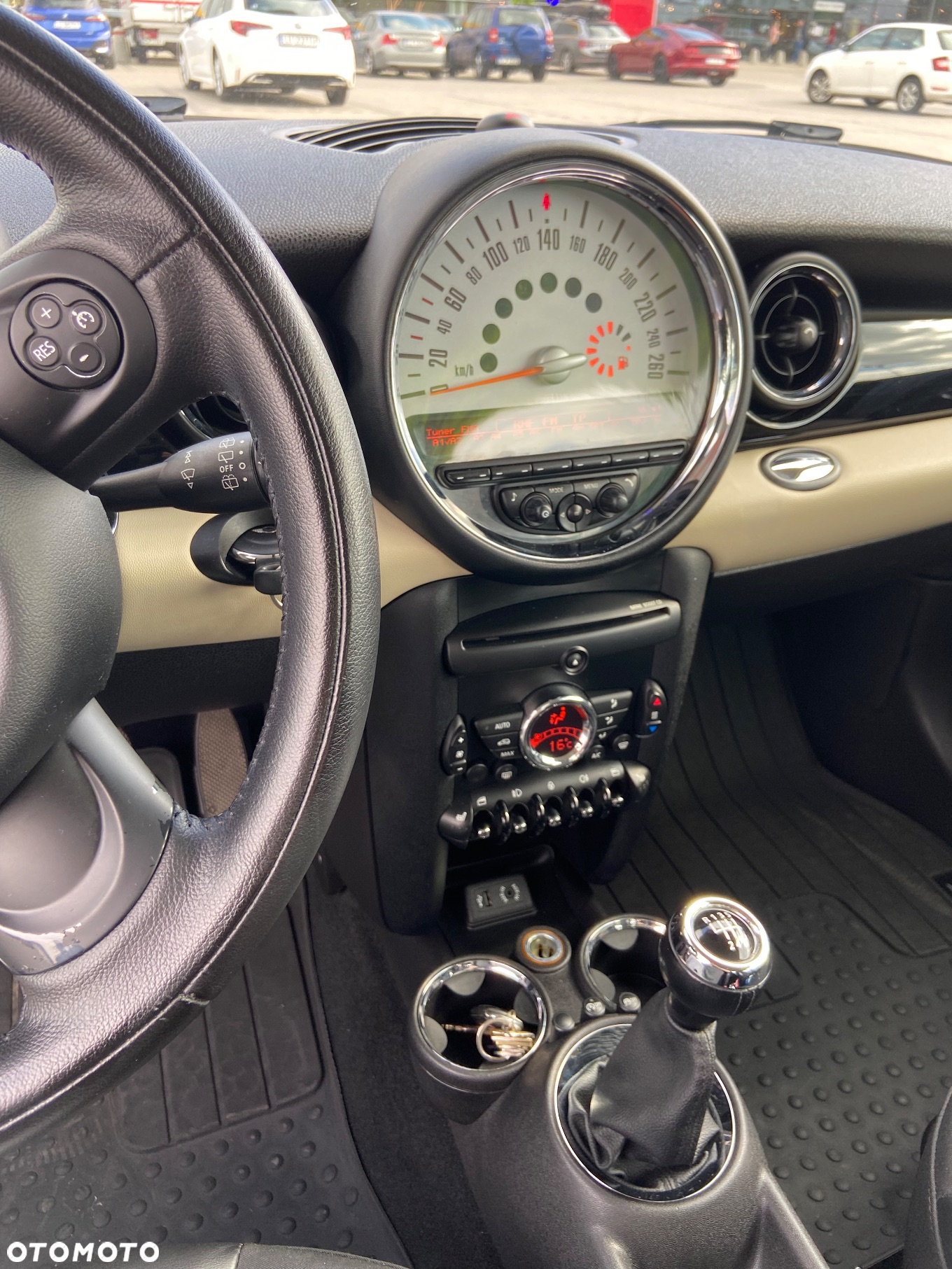 MINI Cooper Standard - 31