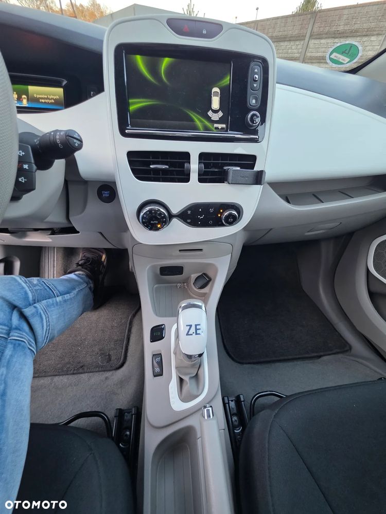 Renault Zoe - 30