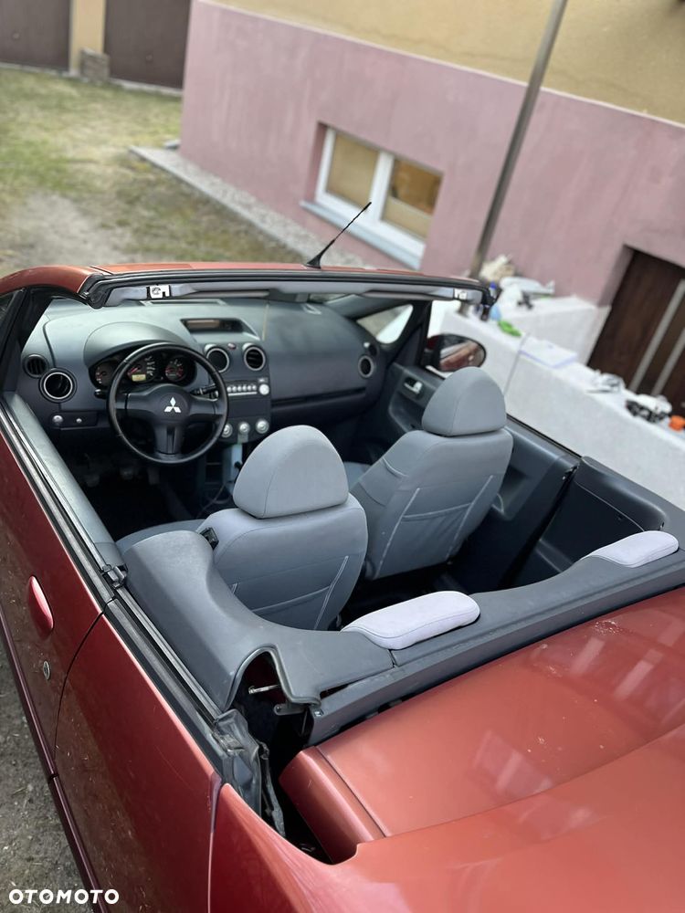 Mitsubishi Colt 1.5 Invite - 8