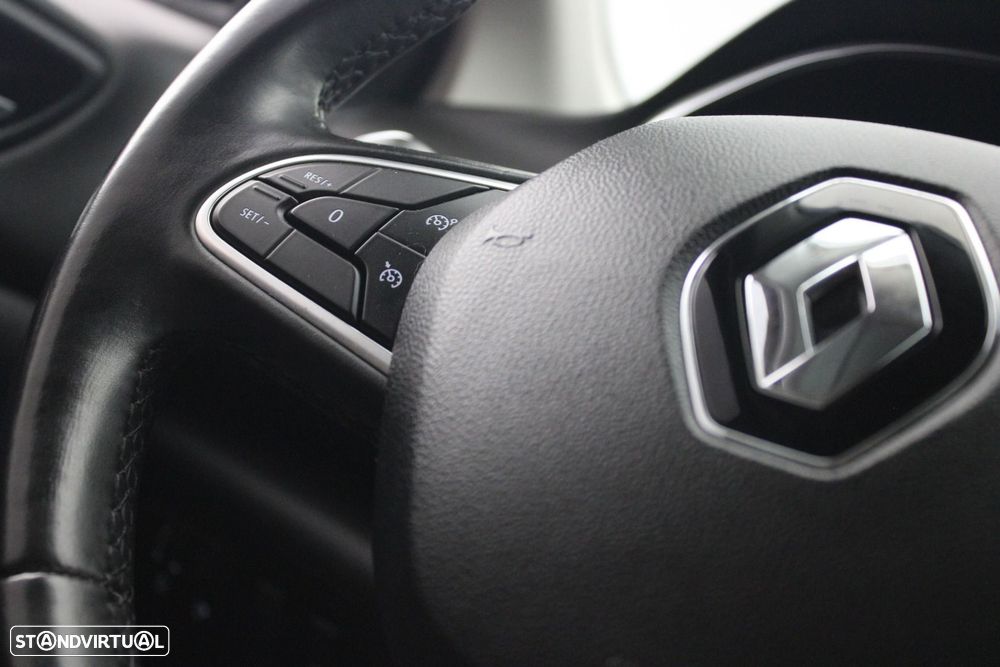 Renault Mégane 1.6 Plug-In Intens - 12