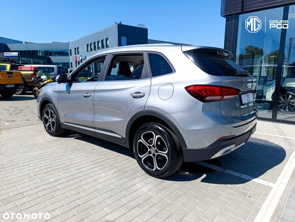 MG ZS - 4