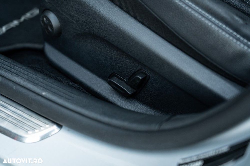 Mercedes-Benz C - 30