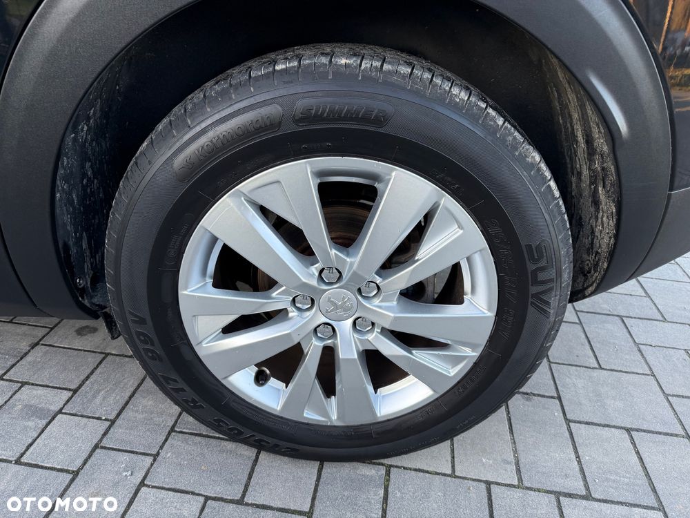 Peugeot 3008 1.6 BlueHDi Active S&S EAT6 - 33