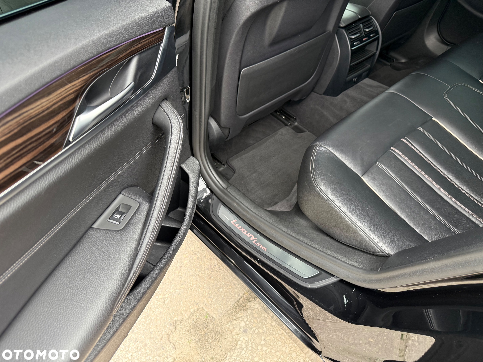 BMW Seria 5 530d xDrive Luxury Line - 25