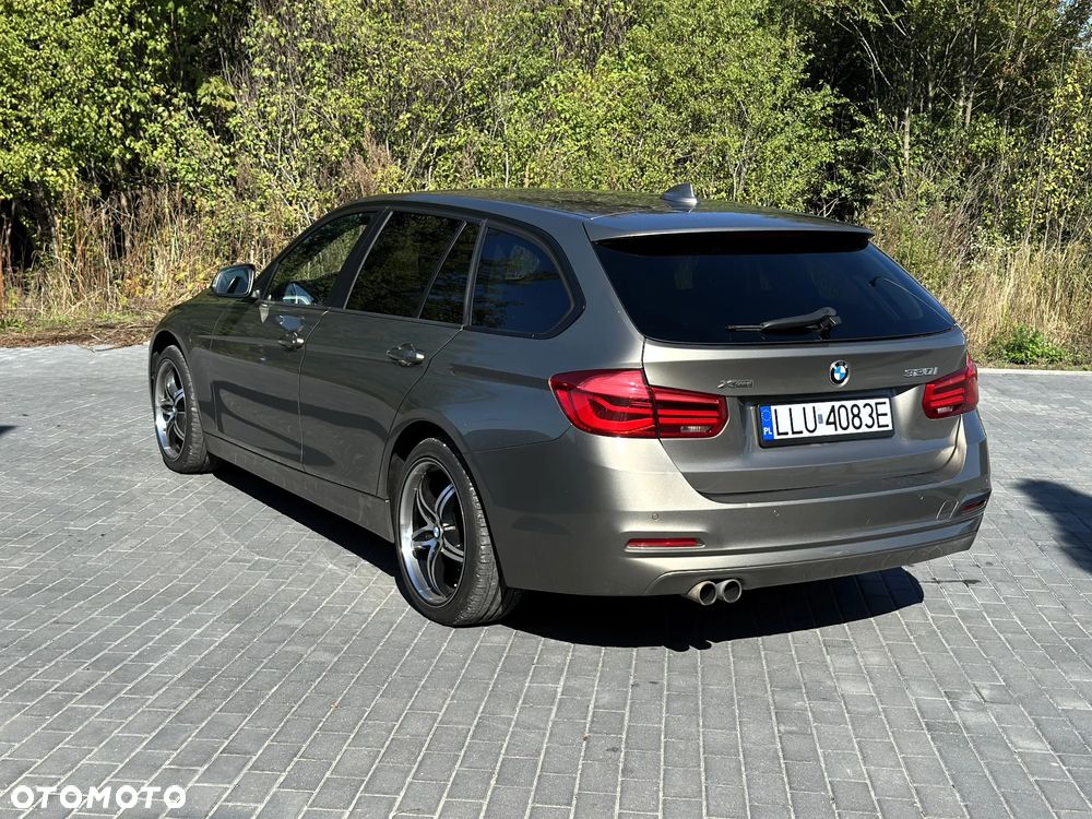 BMW Seria 3 320i GPF xDrive Luxury Line - 6