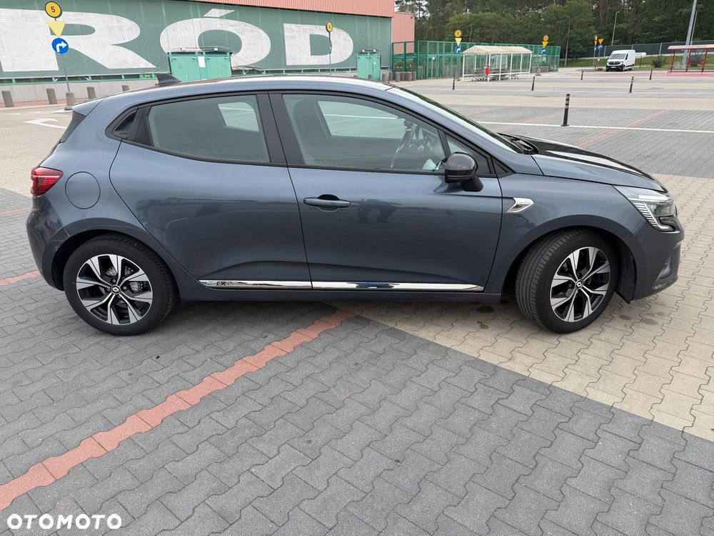 Renault Clio - 6