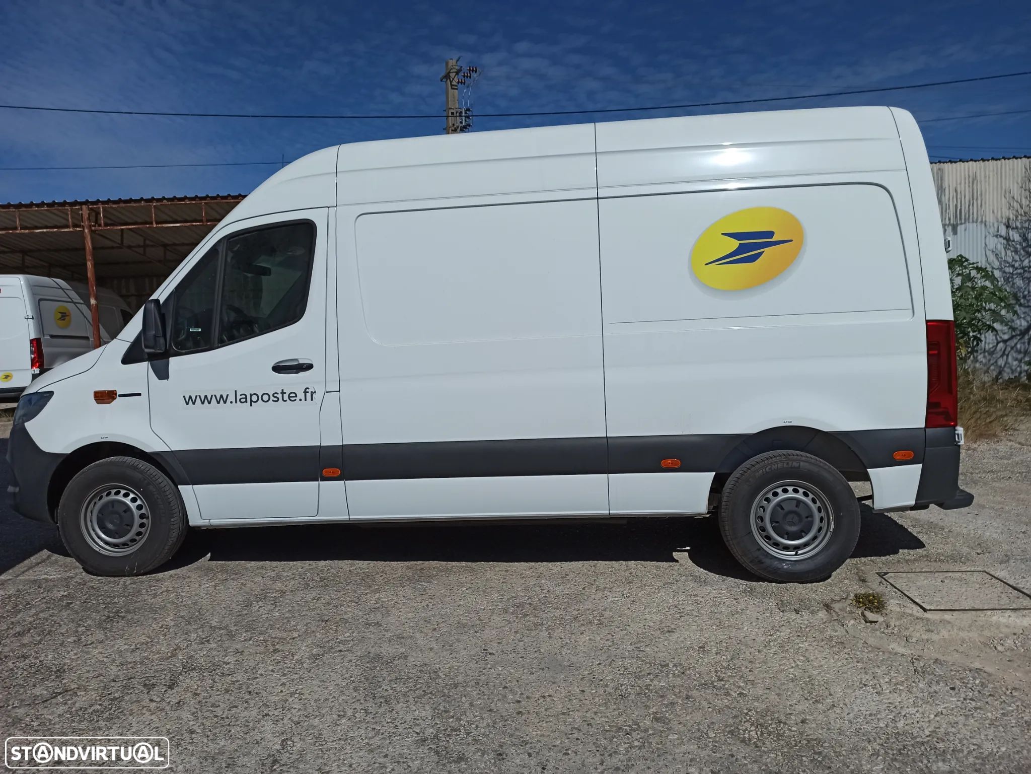 Mercedes-Benz Sprinter - 1