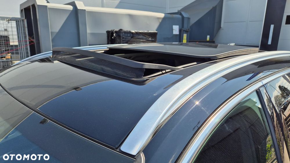 Volvo XC 60 T6 Plug-In Hybrid AWD Inscription Expression - 31