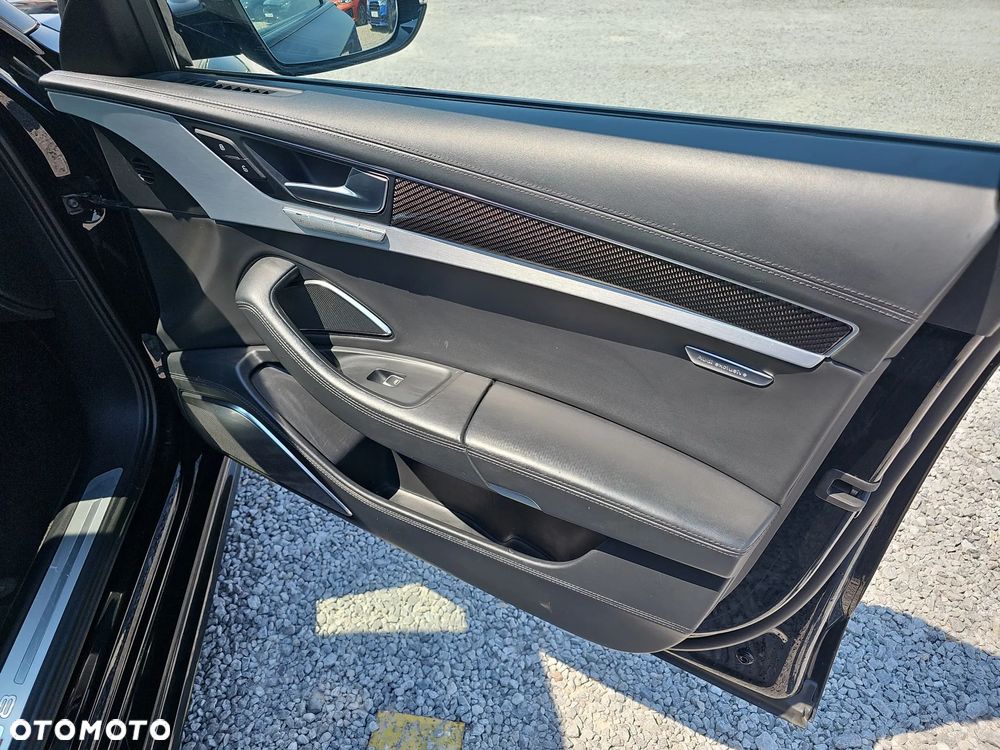 Audi S8 Plus 4.0 TFSI Quattro - 22