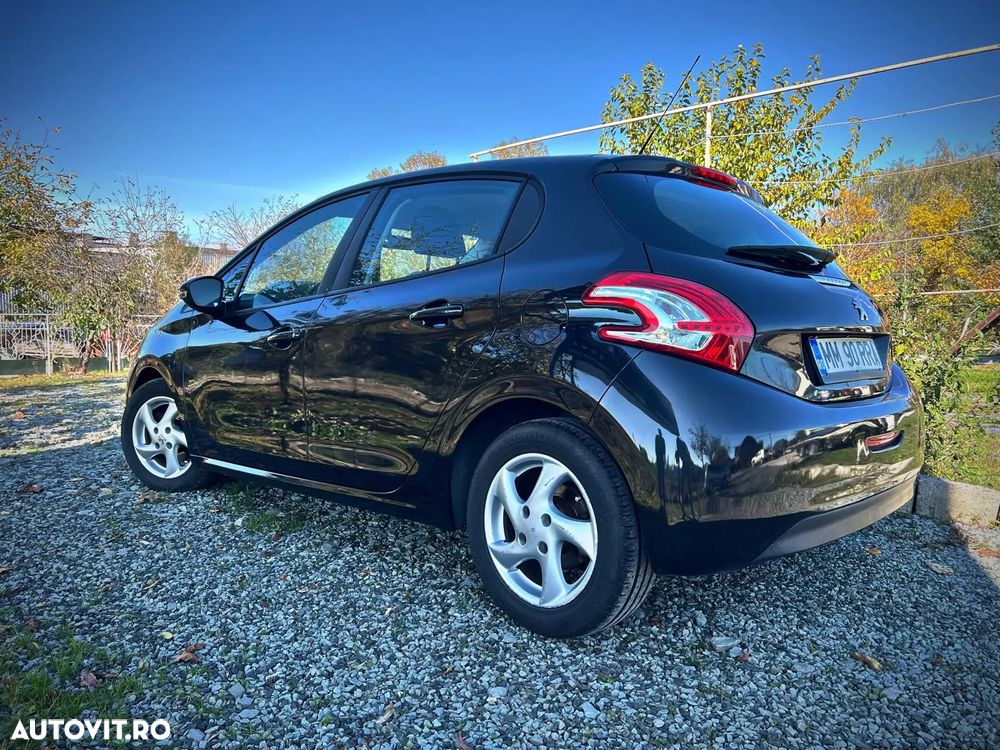 Peugeot 208 Blue-HDi 100 Stop&Start Active - 4