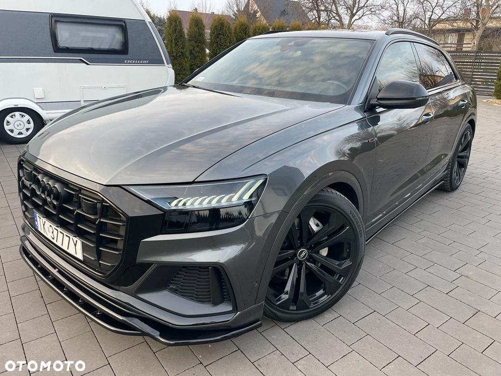 Audi Q8 - 2