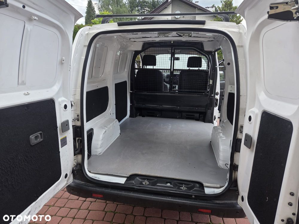 Nissan NV200 - 17